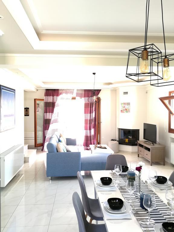 Leo - Unique Glyfada Apartment เอเธนส์ ภายนอก รูปภาพ
